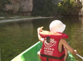 Canoa para grandes y pequeños 